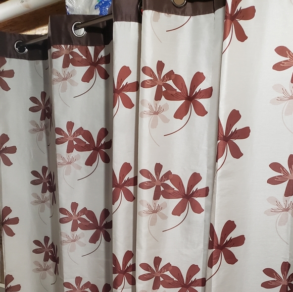 Other - Beautiful flower print curtains